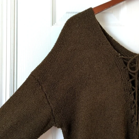 ASTR The Label Classic Knit Oversized Lace Up V-neck Peasant Sweater Dark Olive - Picture 4 of 12